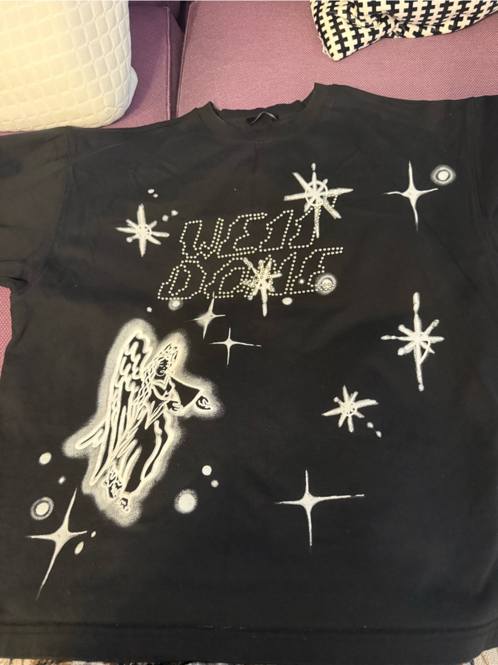WELLDONE Black Graphic Tee with White Star & Angel Design